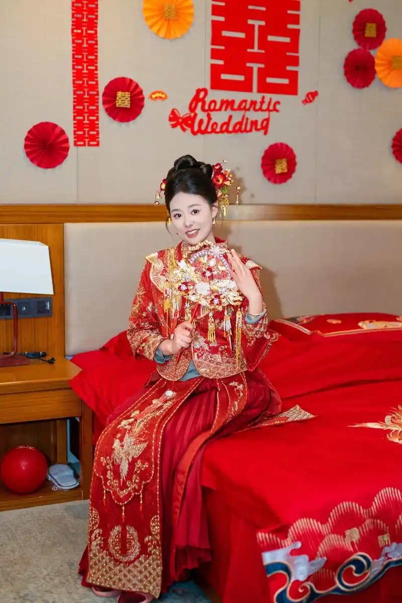 秀禾妆造型