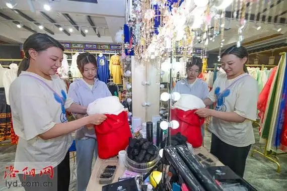 异地还衣服务